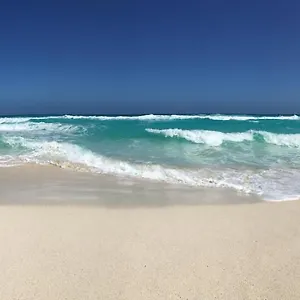Luxury Villas Tropical Zona Hotelera Appartement